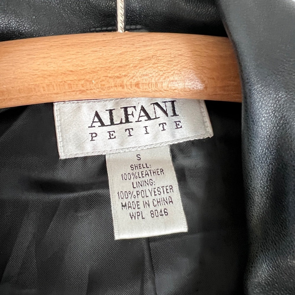 Vintage Black Leather Jacket Zip Up Sleek 90s Minimalist Biker Chic Size Small - Picture 7 of 9